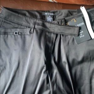 Black cropped pants